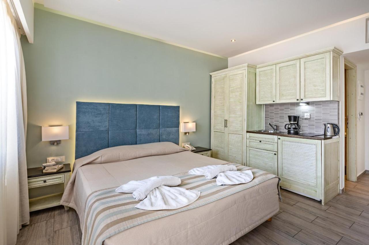 Princess Irini Sea Front Aparthotel 罗希姆诺 外观 照片