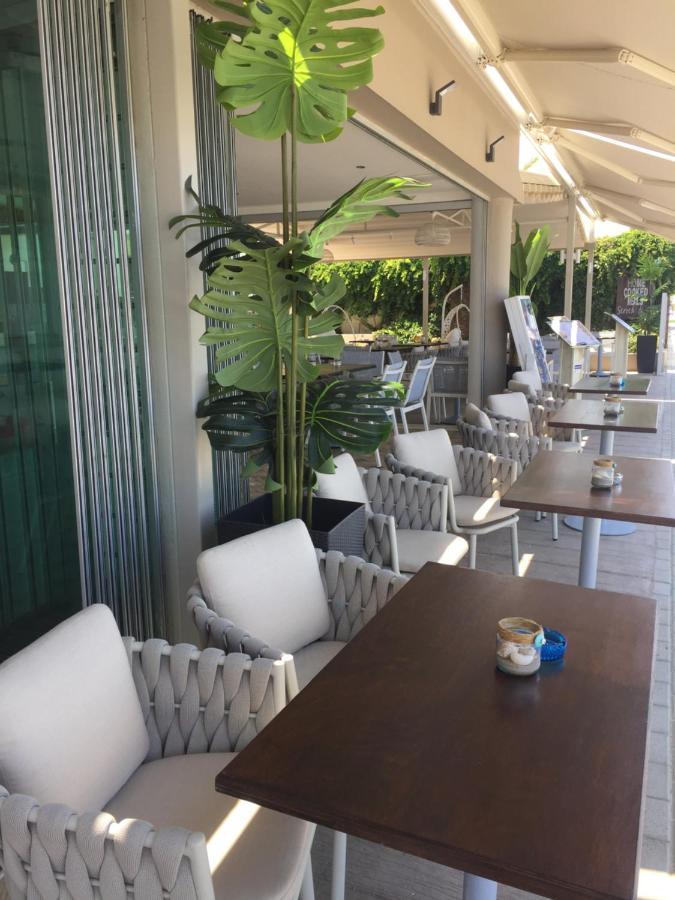 Princess Irini Sea Front Aparthotel 罗希姆诺 外观 照片