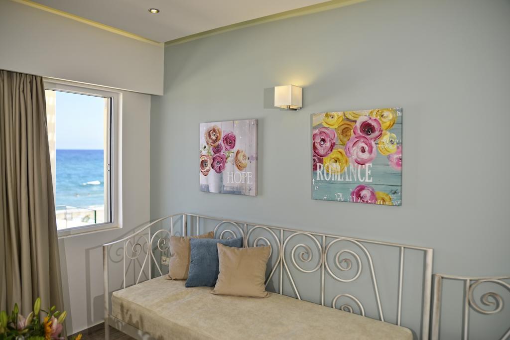 Princess Irini Sea Front Aparthotel 罗希姆诺 外观 照片