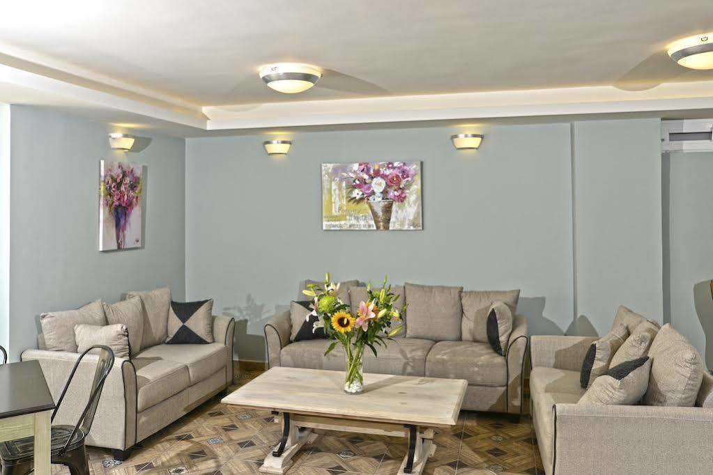 Princess Irini Sea Front Aparthotel 罗希姆诺 外观 照片